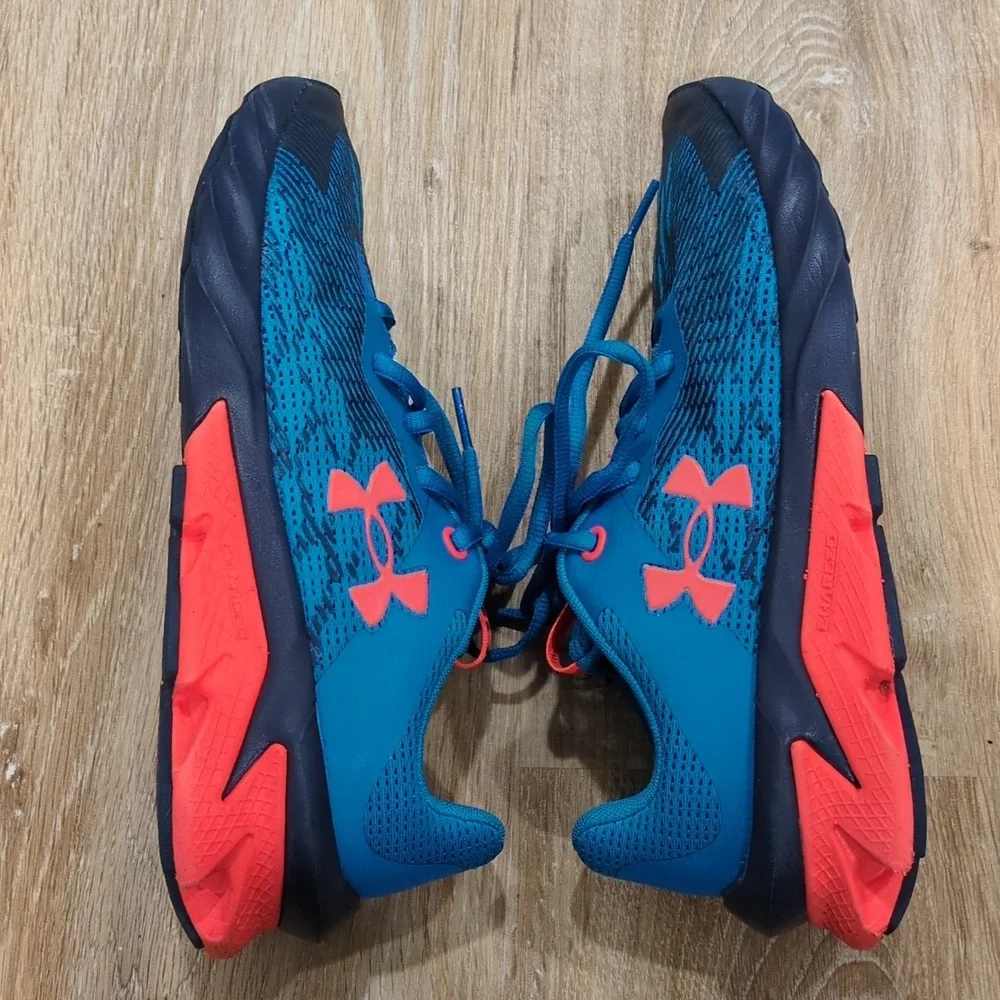 🧡💙 Under Armour Blue and Neon Orange Sneakers size 5Y 🧡💙 LIKE NEW!!!